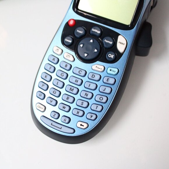 DYMO LetraTag 100H Label Maker Handheld Portable Label Printer LT-100H - Picture 8 of 11